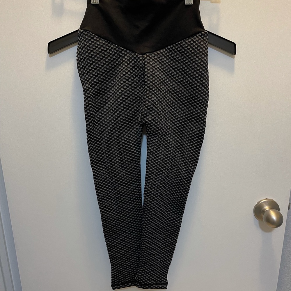 Halara “tik tok” leggings size Small NWT